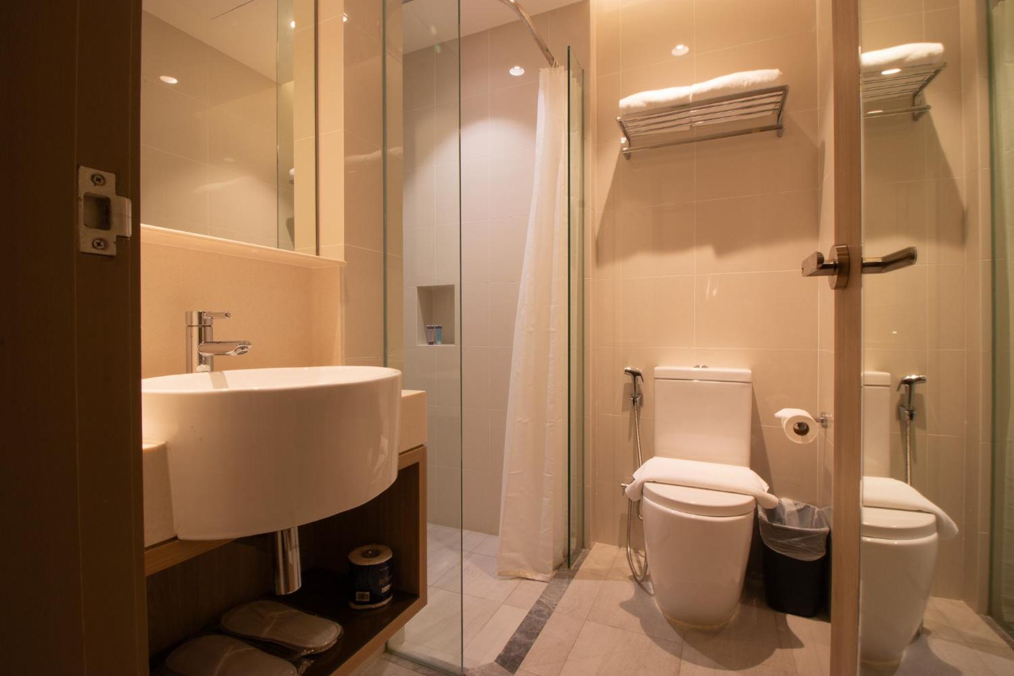Aqueen Prestige Hotel Jalan Besar سنغافورة المظهر الخارجي الصورة