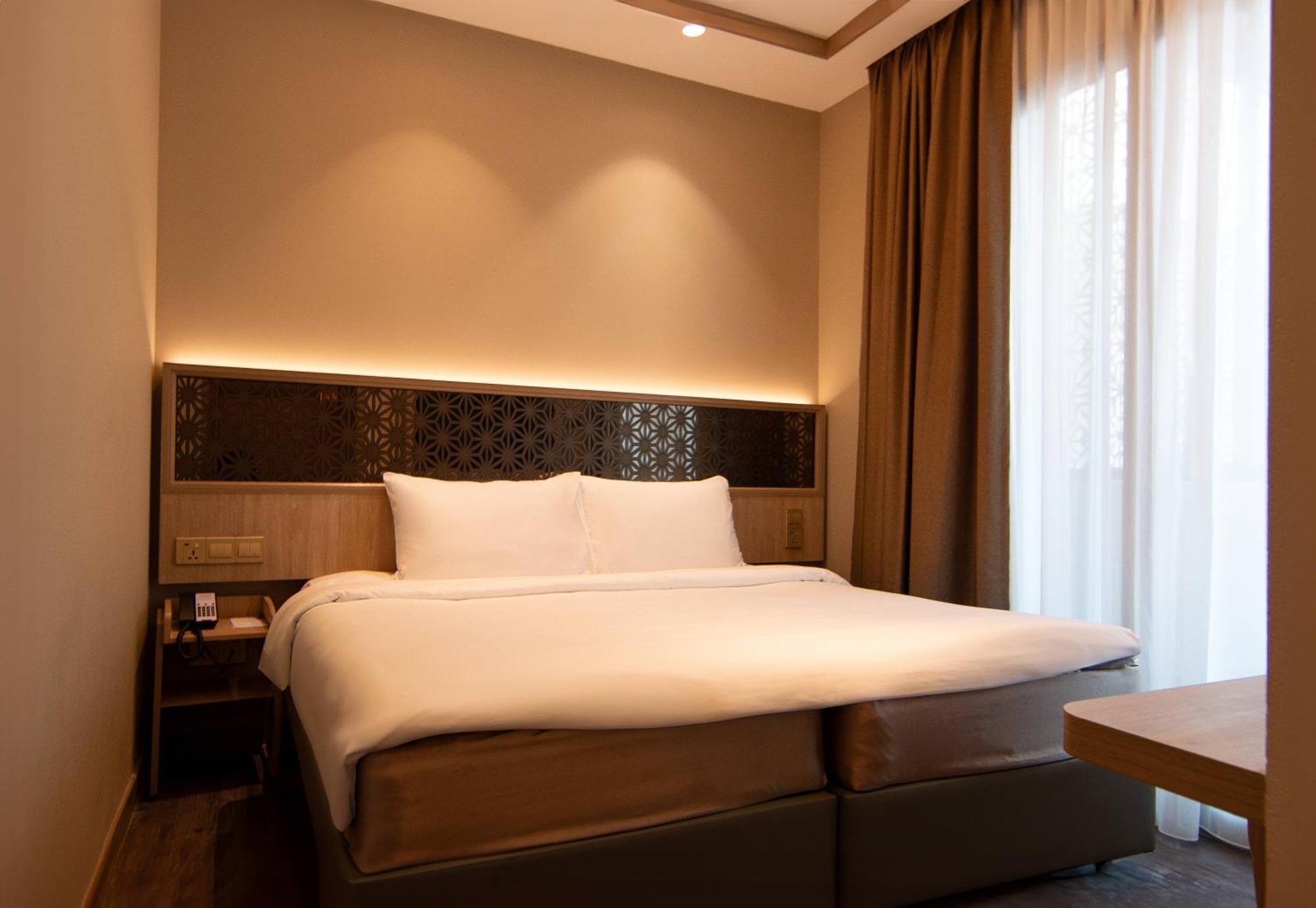 Aqueen Prestige Hotel Jalan Besar سنغافورة المظهر الخارجي الصورة