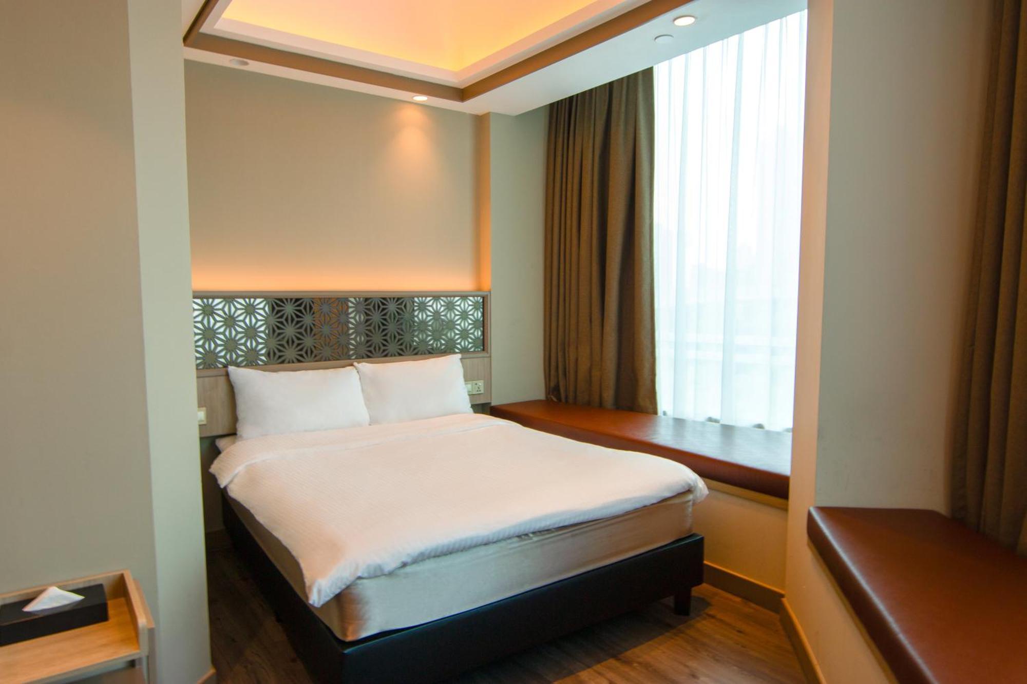 Aqueen Prestige Hotel Jalan Besar سنغافورة المظهر الخارجي الصورة